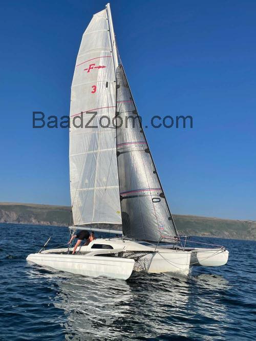 Farrier F-24 tekniske specifikationer og anmeldelser